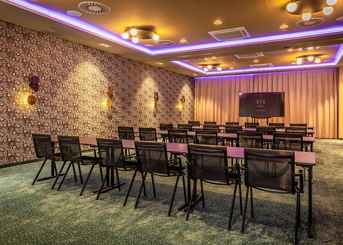 Hotel Nyx By Leonardo 4*
